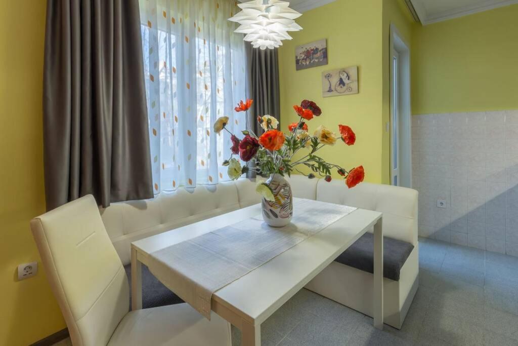 Kapriz - 2 Beds Aptmnt Near The Beach Varna Dış mekan fotoğraf